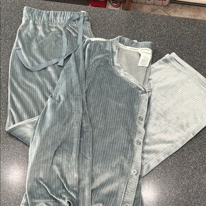 Lucky Brand velvet Grayish/silver  Button-Up Top and bottom pajamas